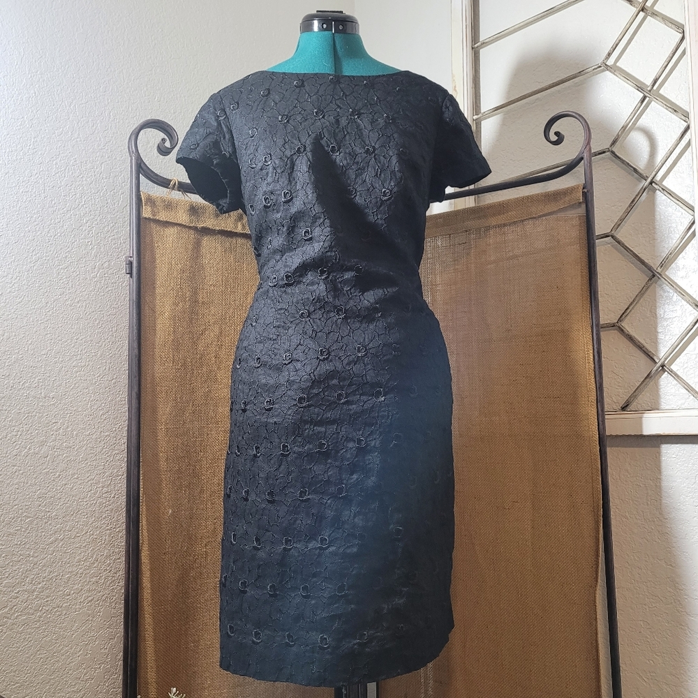 Talbots Black Linen Embroidered Sheath Dress with Short Sleeves and Back Zipper